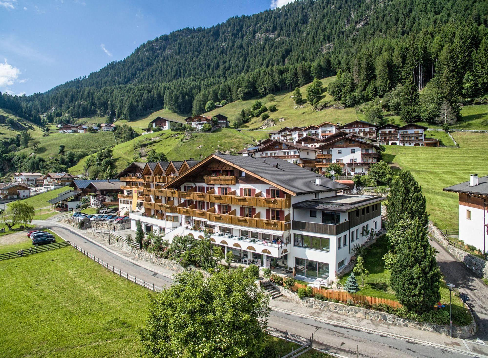 Hotel Alpenland Moso Zewnętrze zdjęcie
